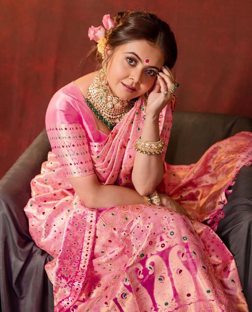 Enigmatic Pink Soft Silk Saree With Incredible Blouse Piece