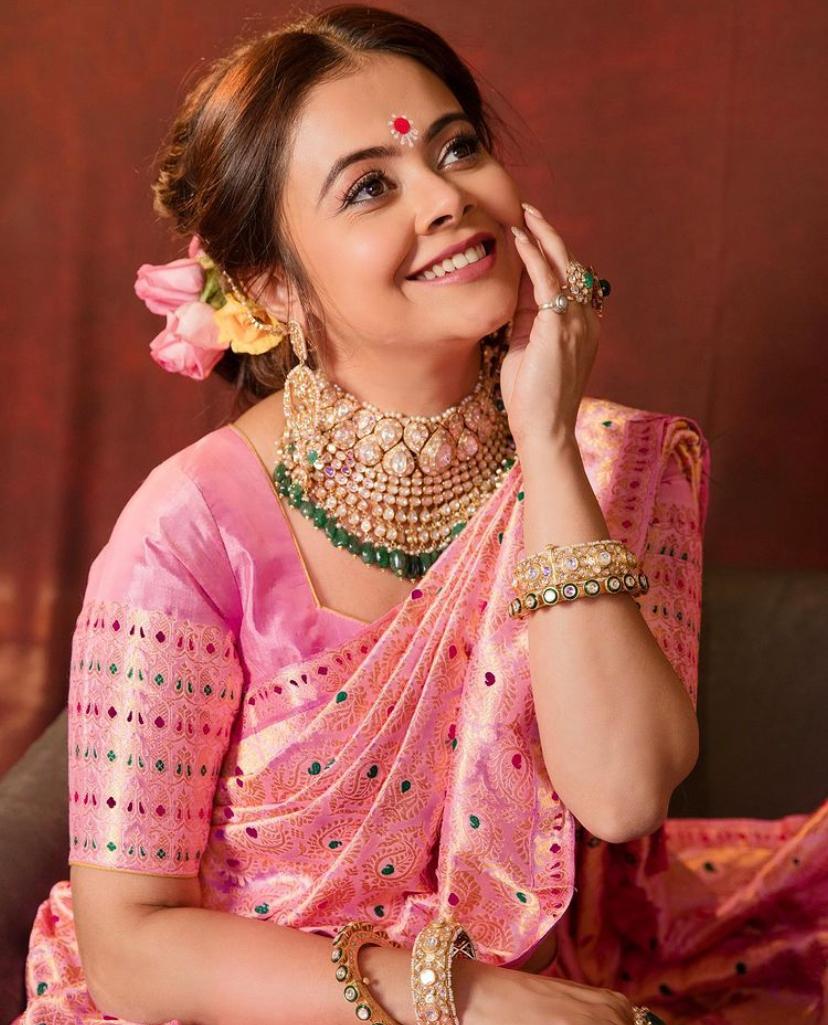 Enigmatic Pink Soft Silk Saree With Incredible Blouse Piece