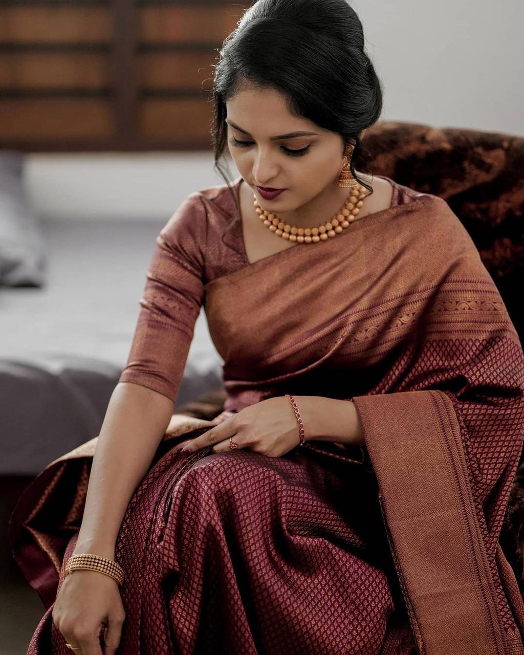 Bewitching Maroon Soft Silk Saree With Bucolic Blouse Piece