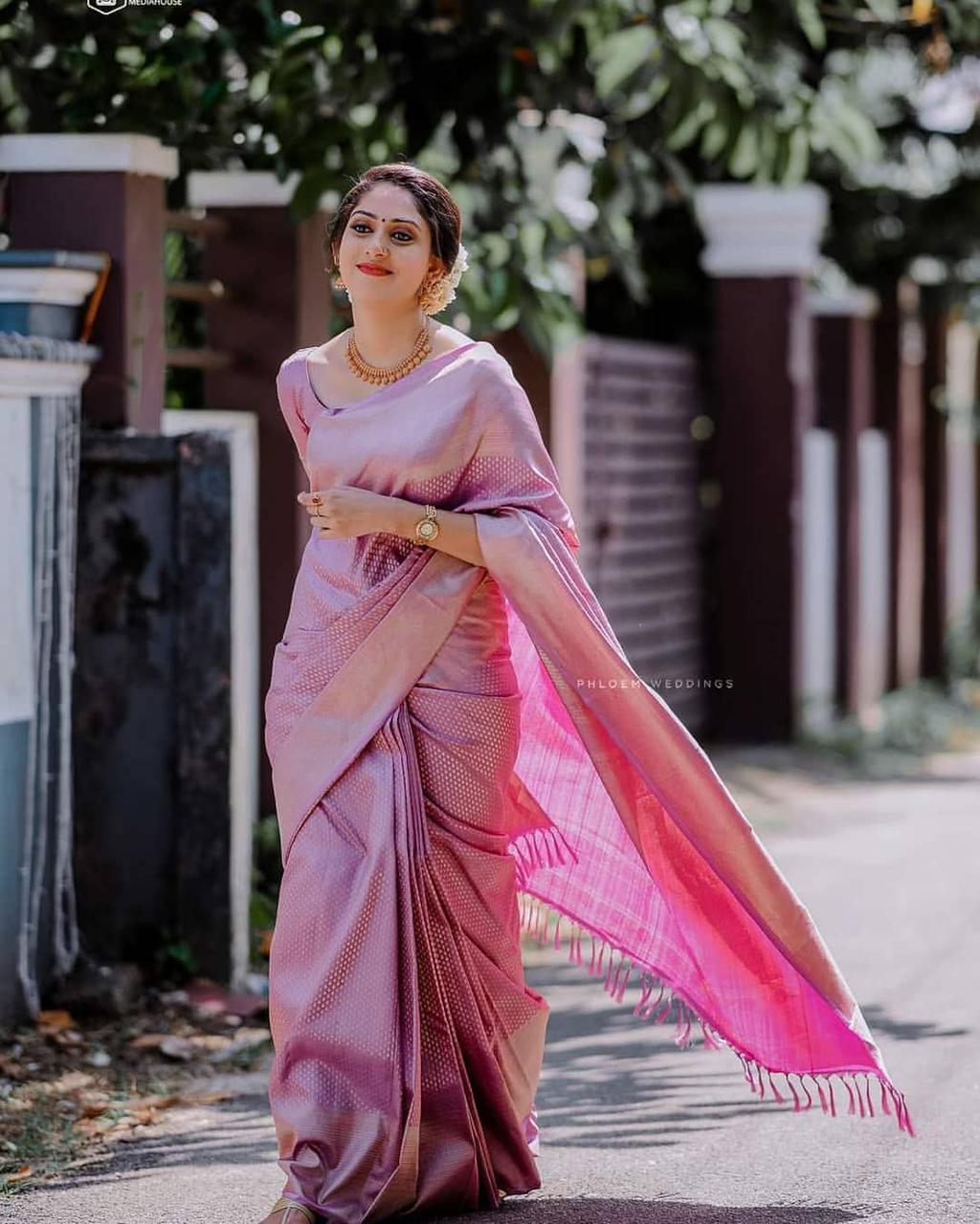 Evocative Pink Soft Silk Saree With Efflorescence Blouse Piece