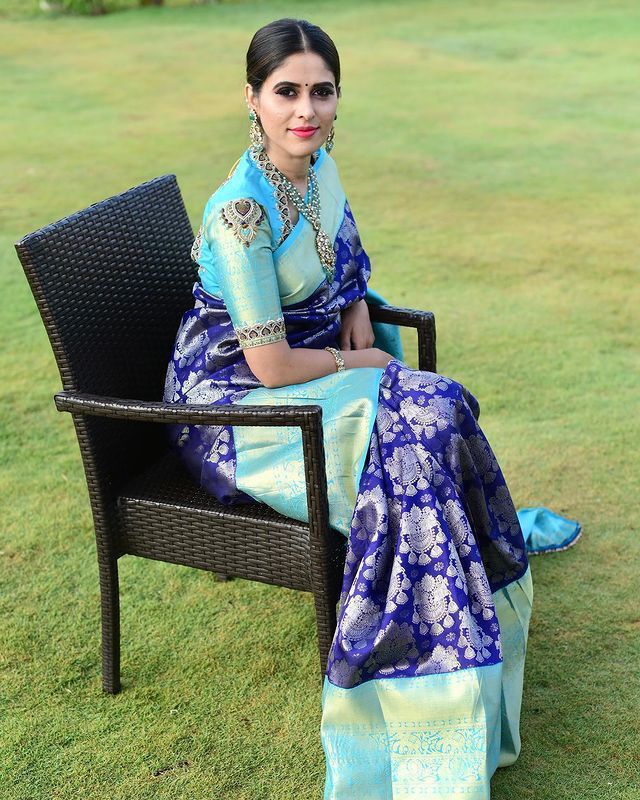 Ineffable Blue Soft Banarasi Silk Saree With Panache Blouse Piece