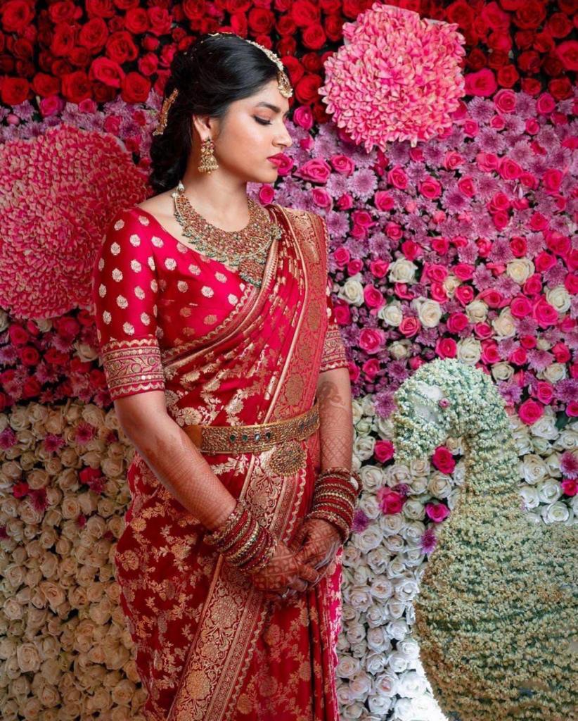 Radiant Red Soft Banarasi Silk Saree With Gleaming Blouse Piece