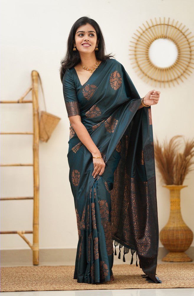 Outstanding Rama Soft Silk Saree With Most Blouse Piece