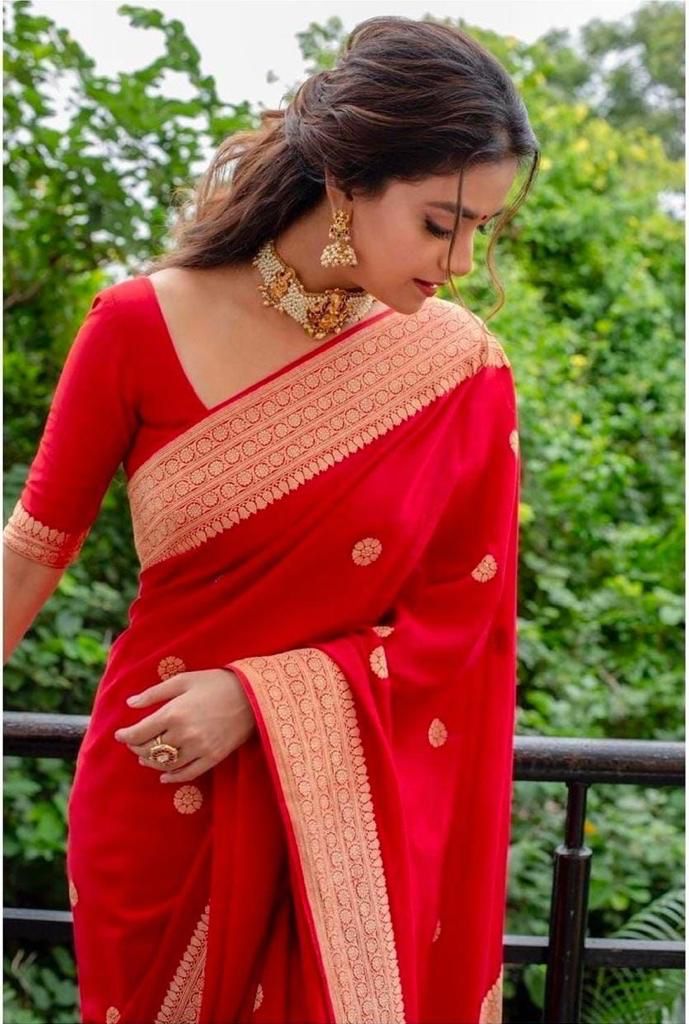 Palimpsest Red Soft Silk Saree With Beguiling Blouse Piece