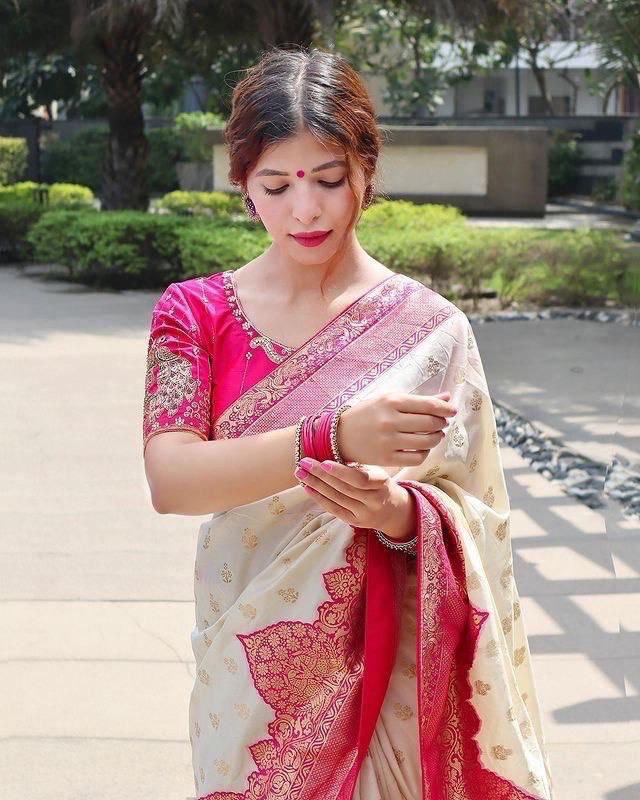 Prominent Beige Soft Silk Saree With Nemesis Blouse Piece