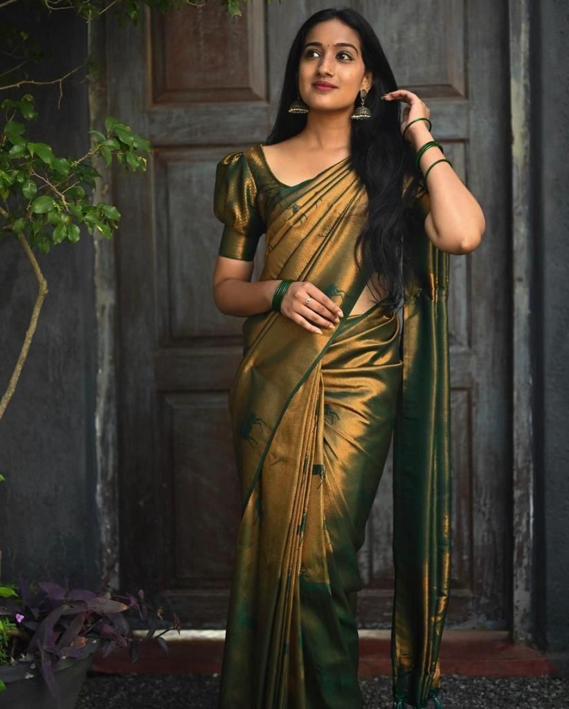 Jazzy Dark Green Soft Silk Saree With Luxuriant Blouse Piece