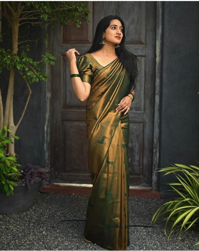 Jazzy Dark Green Soft Silk Saree With Luxuriant Blouse Piece