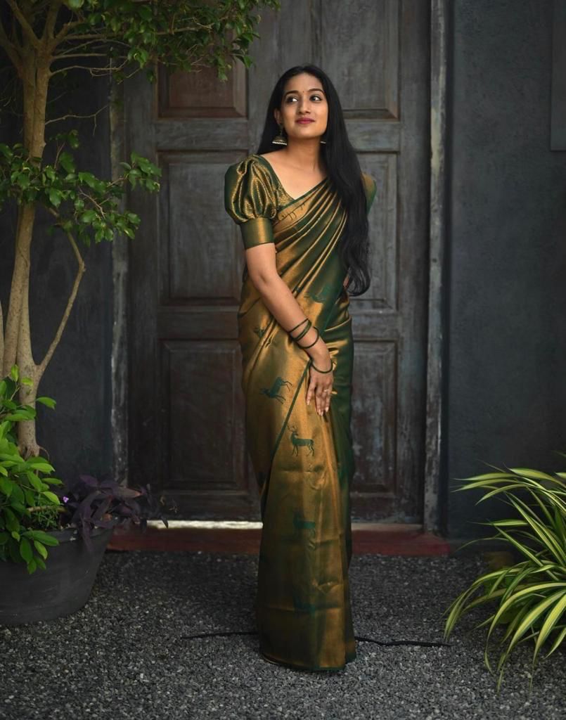 Jazzy Dark Green Soft Silk Saree With Luxuriant Blouse Piece