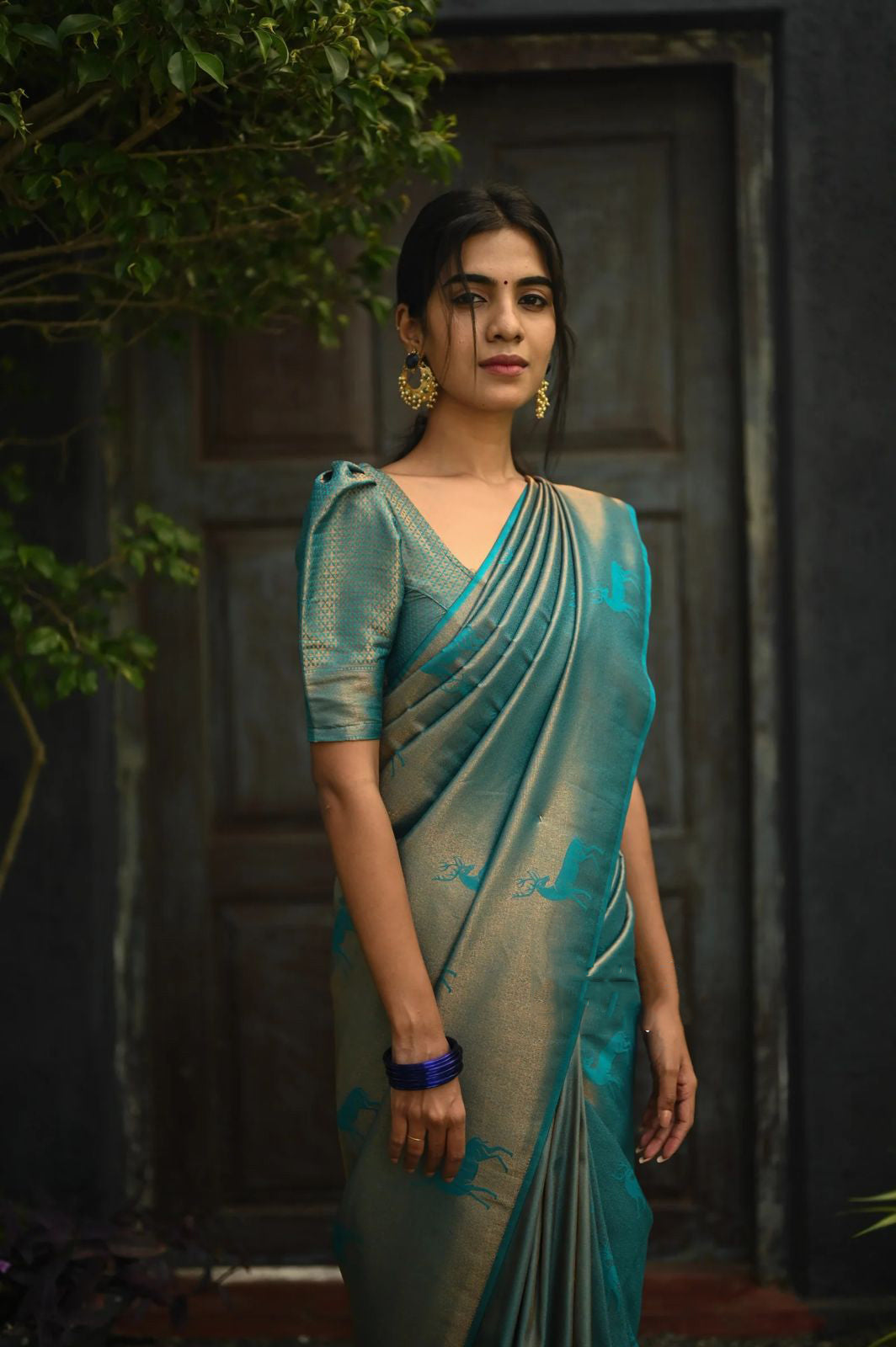 Woebegone Sky Soft Silk Saree With Glowing Blouse Piece