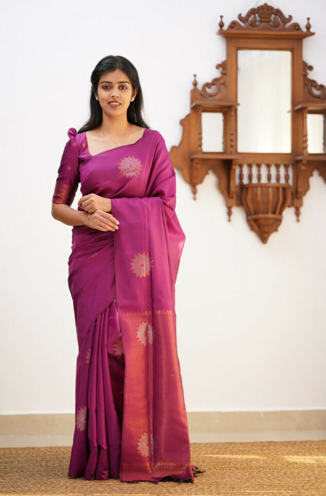 Improbable Purple Soft Silk Saree With Tremendous Blouse Piece