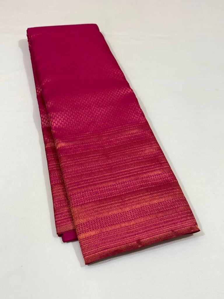 Traditional Dark Pink Soft Silk Saree With Sempiternal Blouse Piece