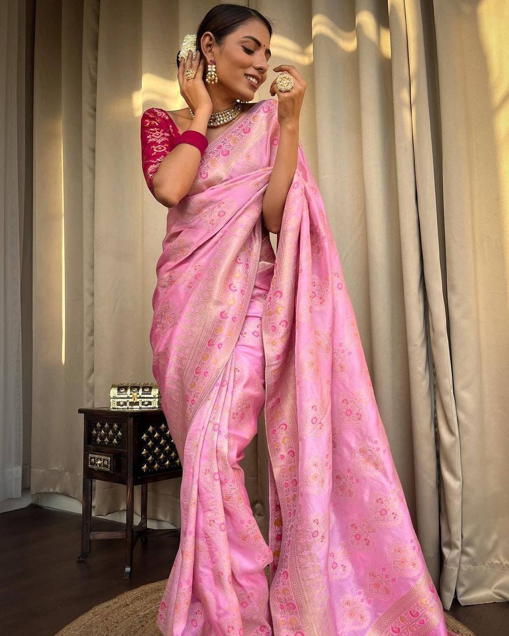 Pleasant Pink Soft Silk Saree With Surpassing Blouse Piece