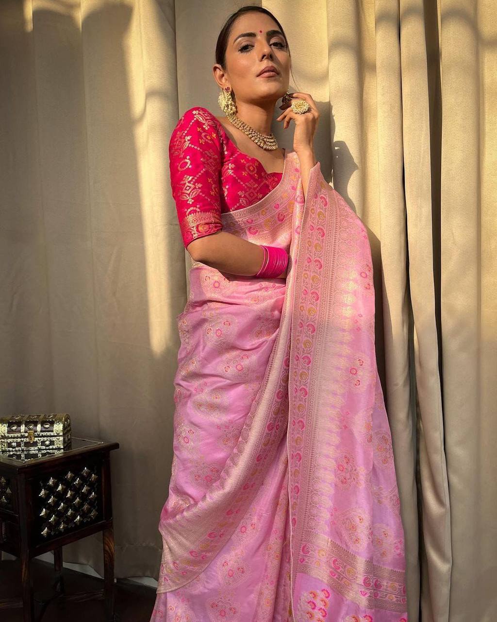 Pleasant Pink Soft Silk Saree With Surpassing Blouse Piece