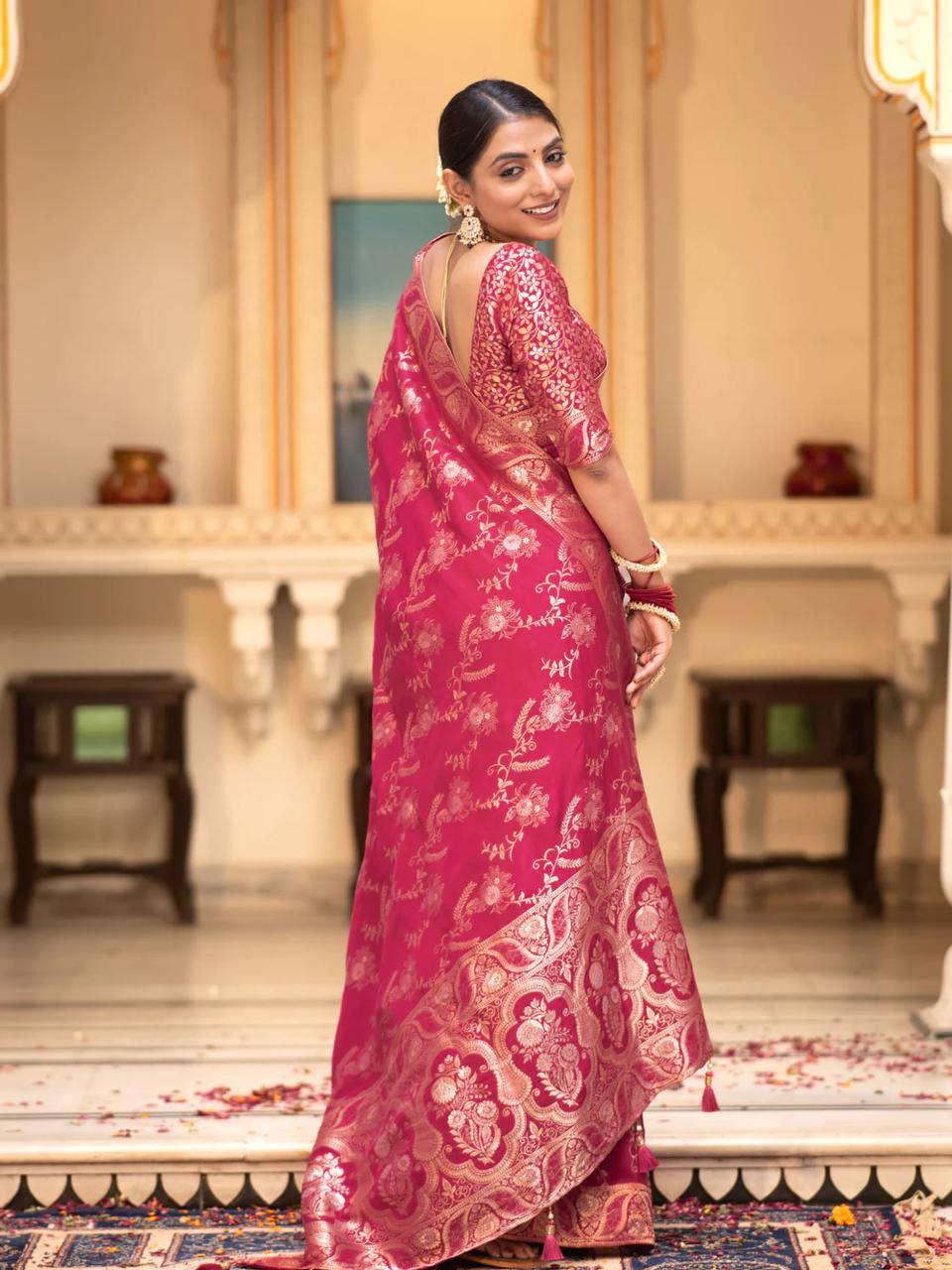 Smashing Dark Pink Soft Silk Saree With Classy Blouse Piece