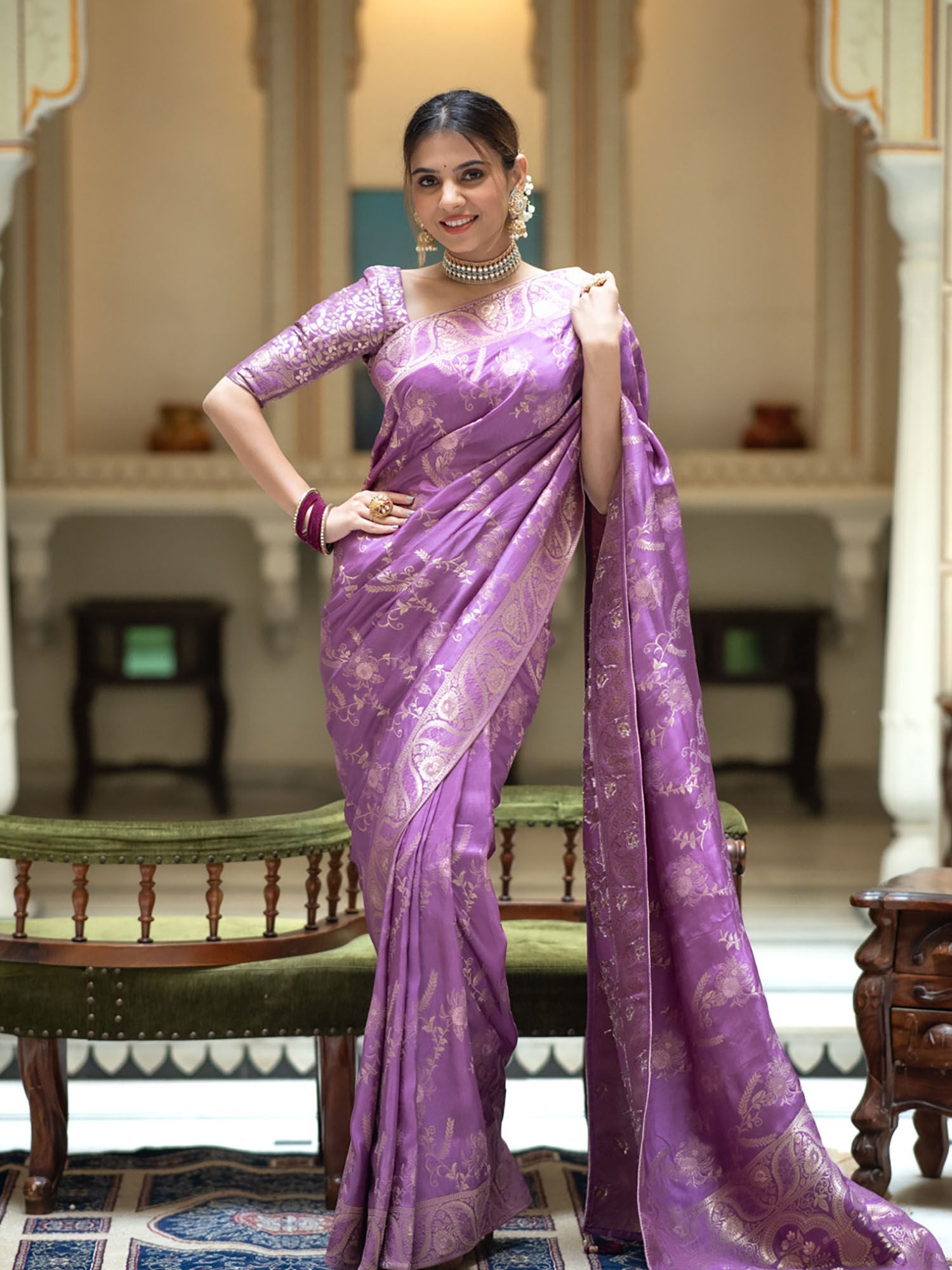 Effervescent Lavender Soft Silk Saree With Elegant Blouse Piece