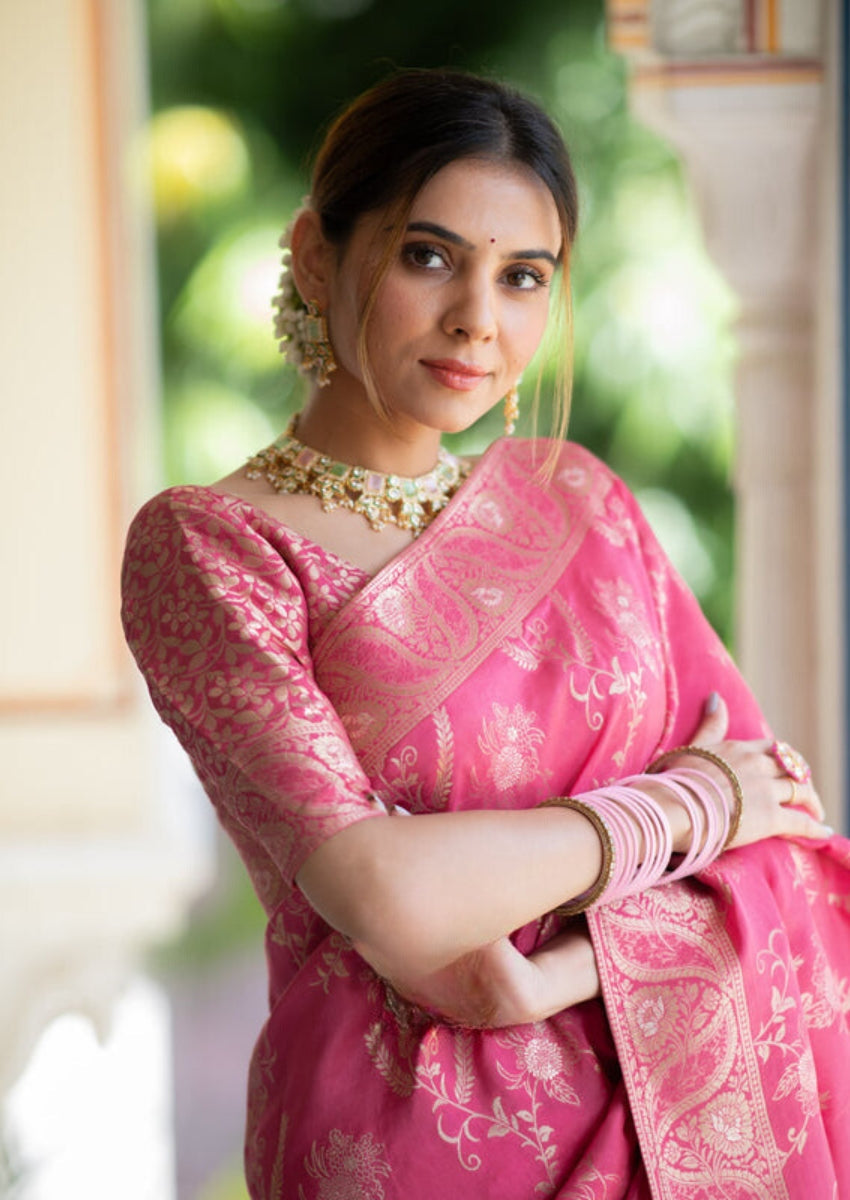 Hypnotic Pink Soft Silk Saree With Cynosure Blouse Piece