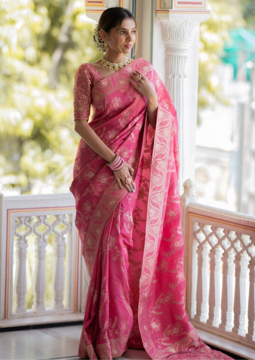 Hypnotic Pink Soft Silk Saree With Cynosure Blouse Piece