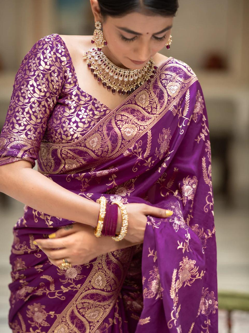 Dulcet Purple Soft Silk Saree With Prominent Blouse Piece