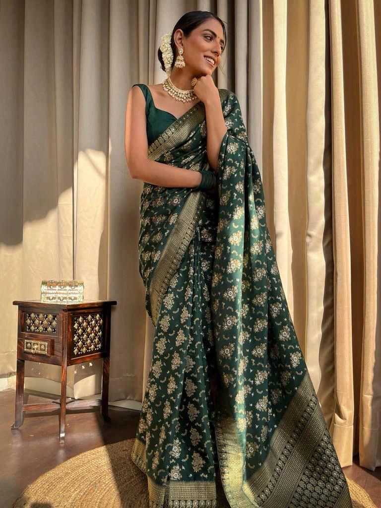 Stylish Dark Green Soft Silk Saree With Verdant Blouse Piece