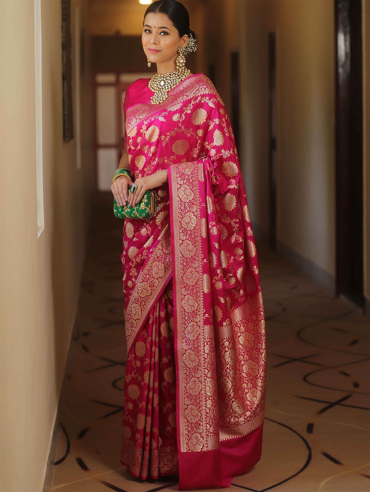 Innovative Dark Pink Soft Silk Saree With Amazing Blouse Piece