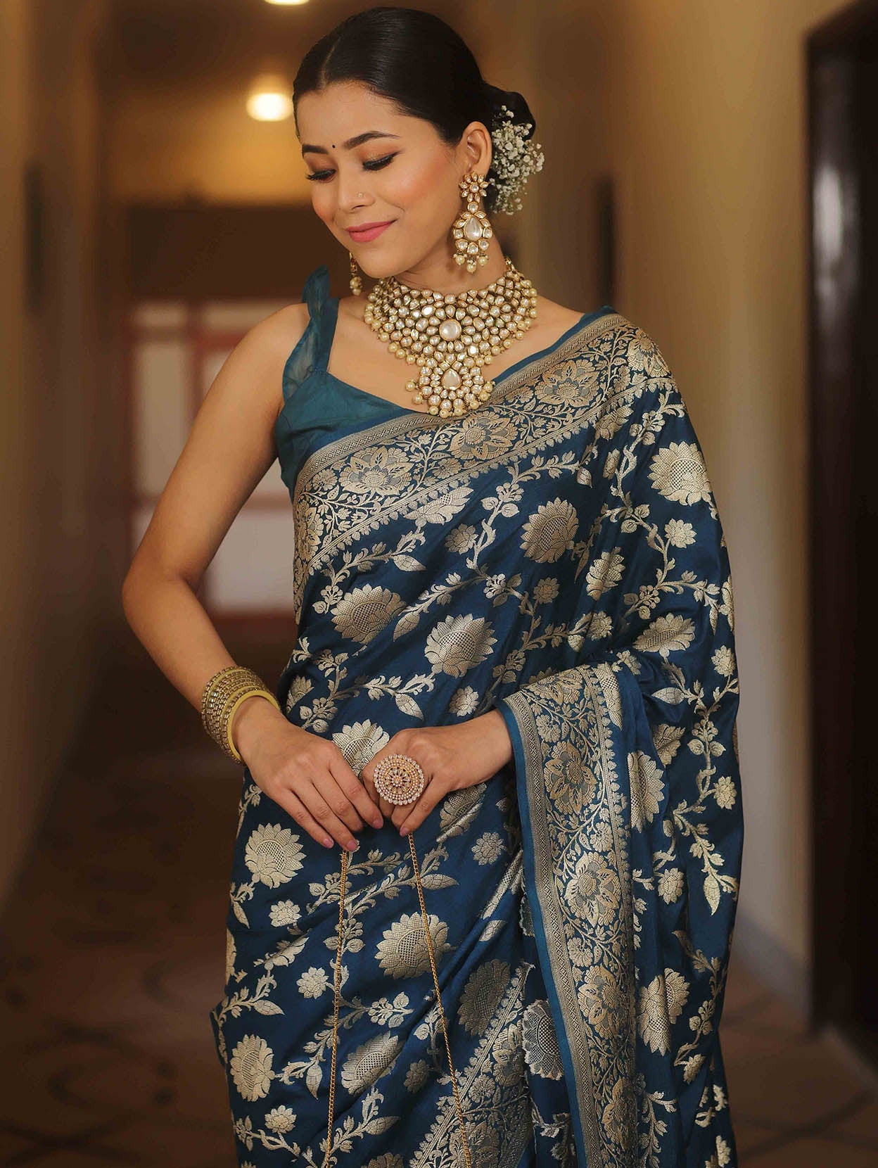 Charming Navy Blue Soft Silk Saree With Hypnotic Blouse Piece