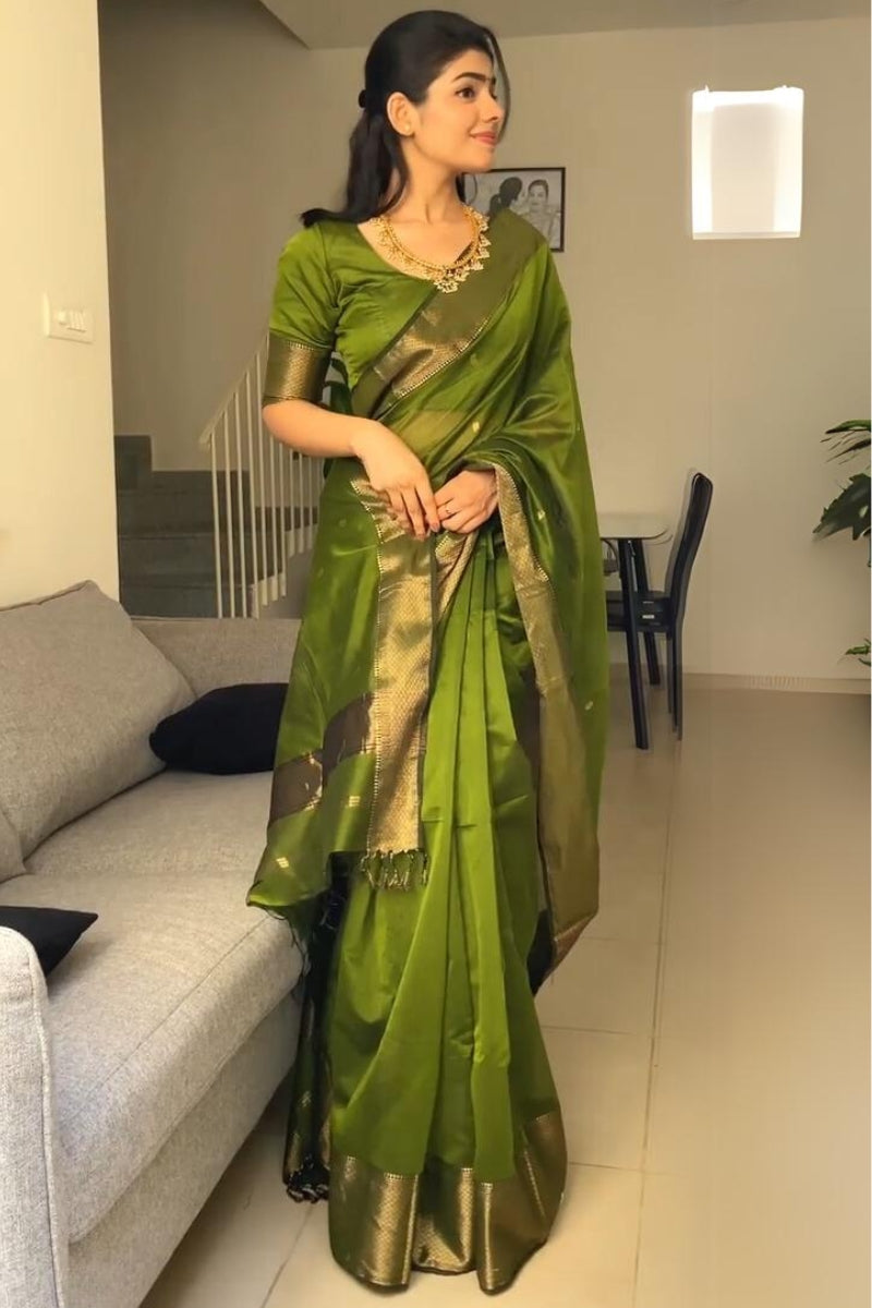 Flattering Green Cotton Silk Saree With Marvellous Blouse Piece