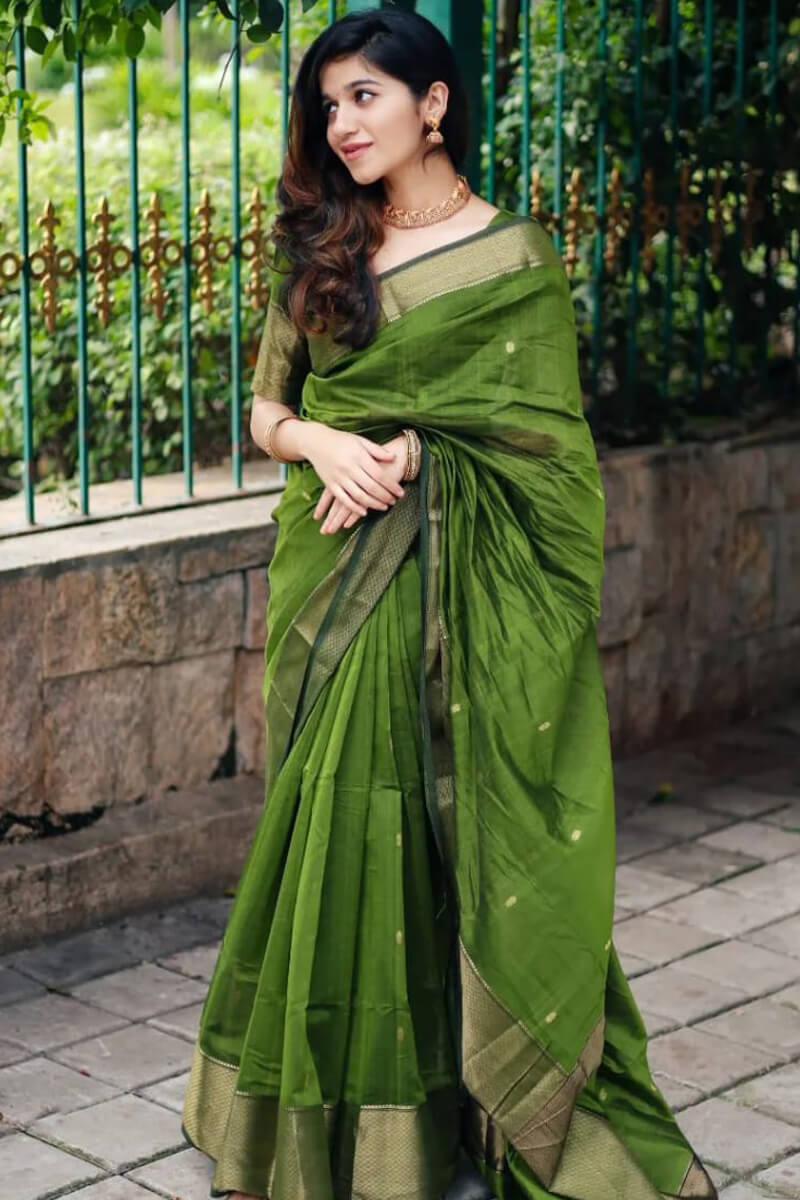 Unique Green Cotton Silk Saree With Gleaming Blouse Piece