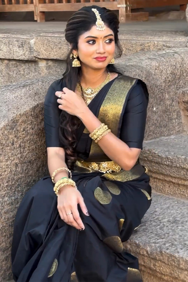 Lissome Black Soft Silk Saree With Ephemeral Blouse Piece