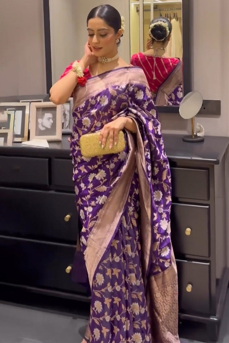 Capricious Purple Soft Silk Saree With Precious Blouse Piece