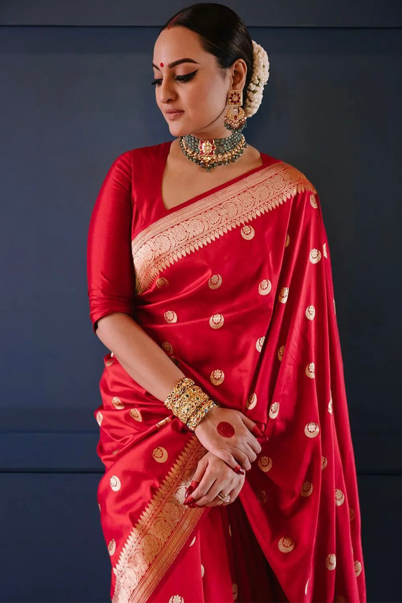 Invaluable Red Soft Silk Saree With Delightful Blouse Piece