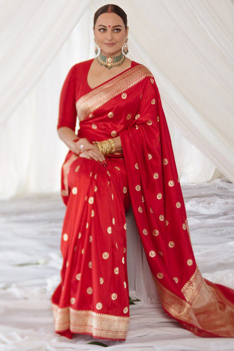 Invaluable Red Soft Silk Saree With Delightful Blouse Piece