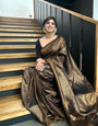 Profuse Black Soft Silk Saree With Delightful Blouse Piece