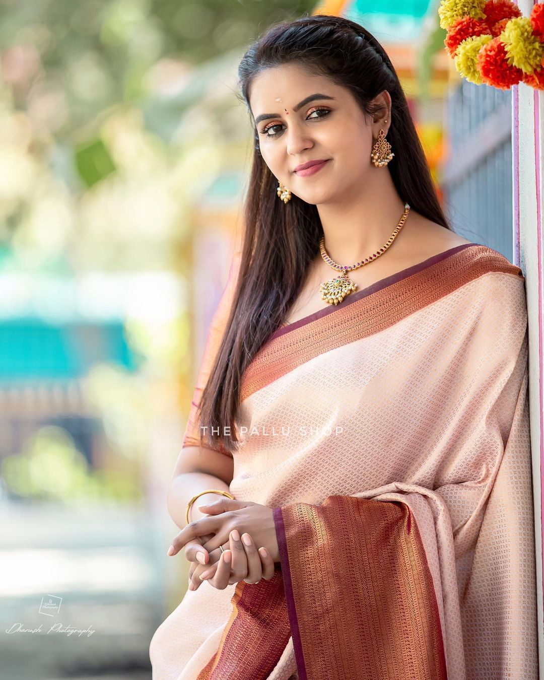 Exceptional Beige Soft Silk Saree With Stunning Blouse Piece