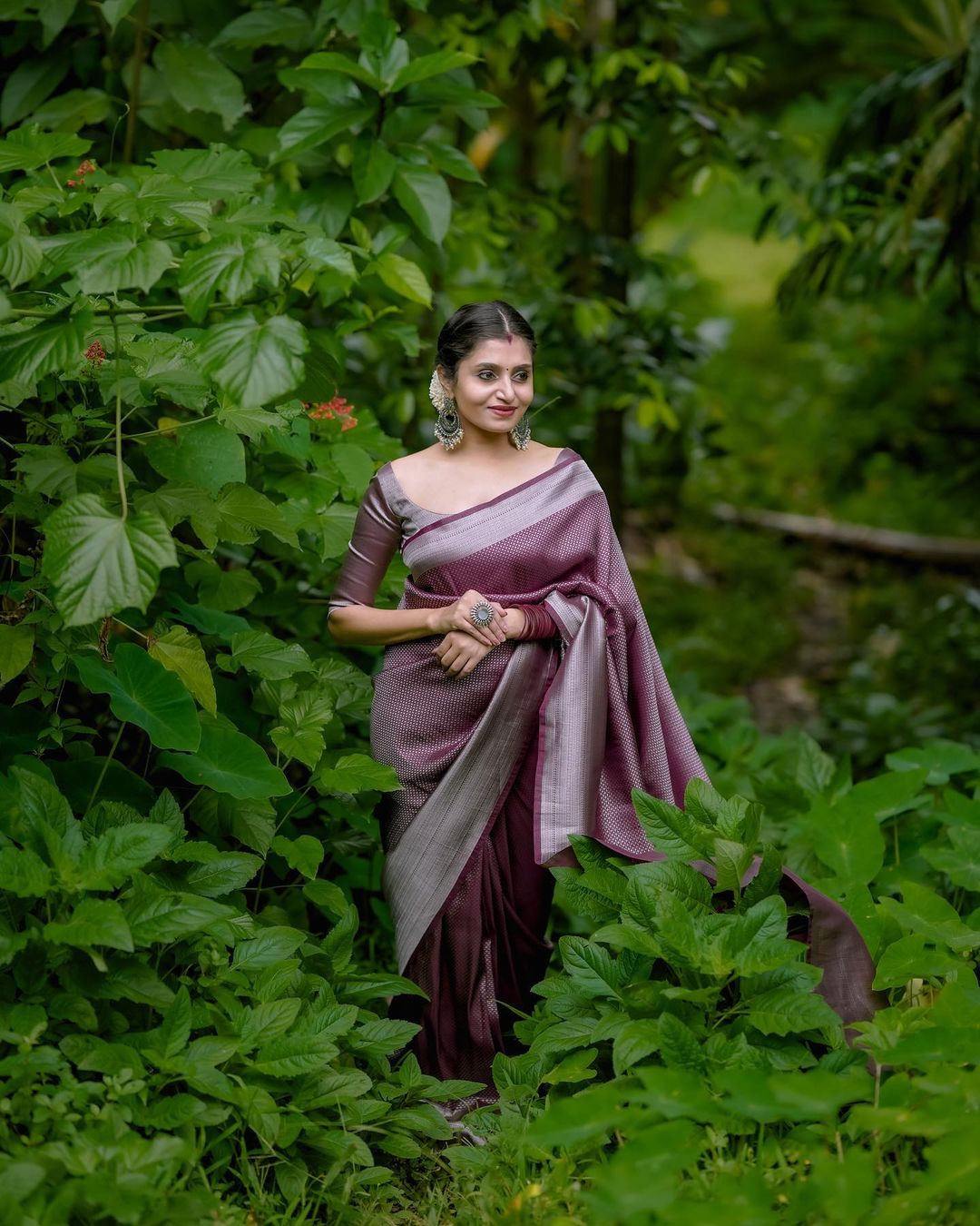 Effulgent Brown Soft Silk Saree With Flaunt Blouse Piece