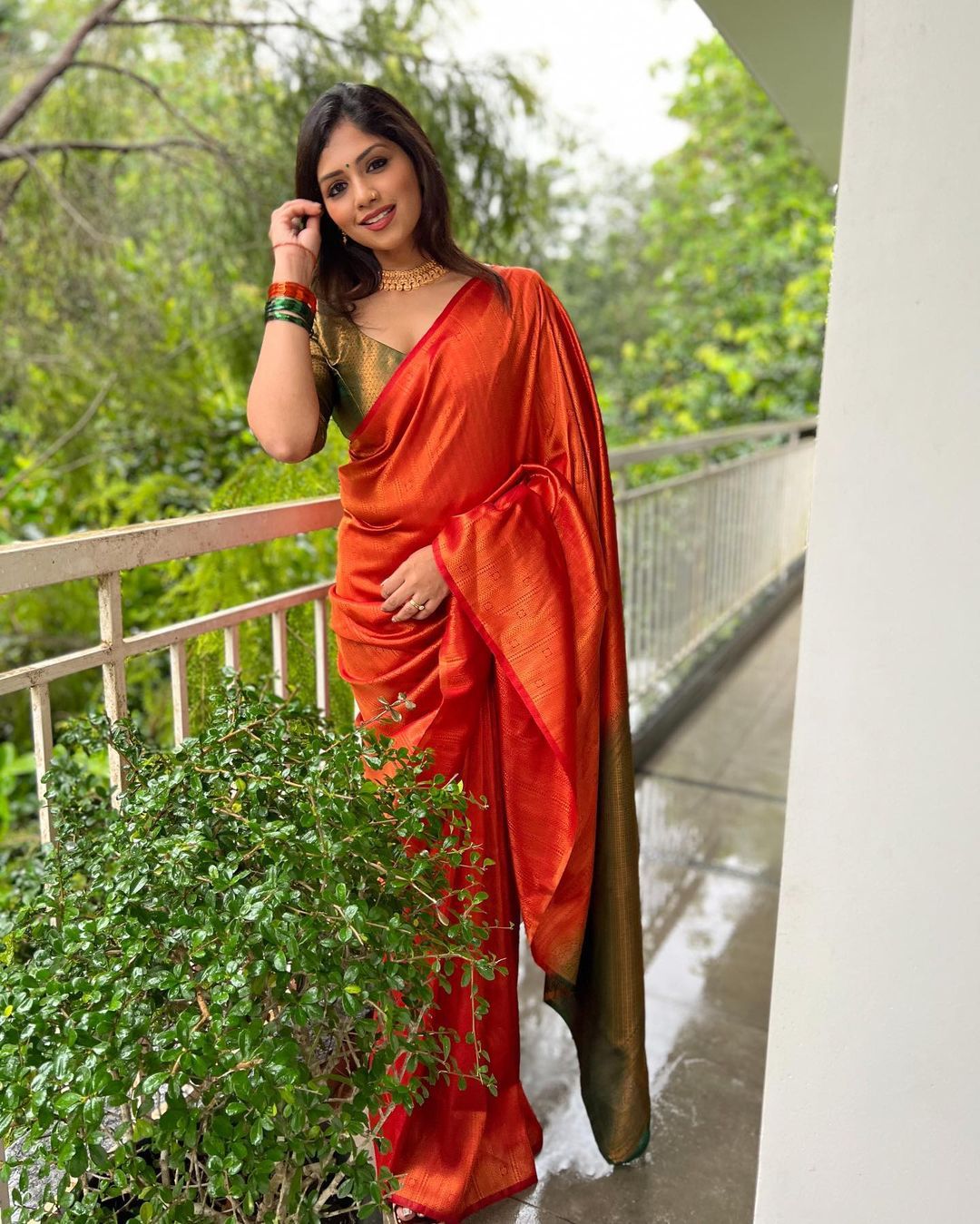 Ratatouille Red Soft Silk Saree With Exquisite Blouse Piece