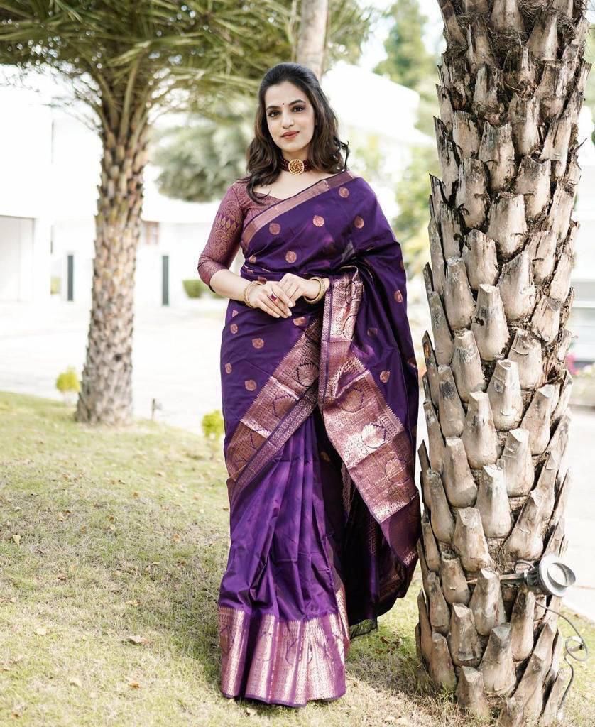 Lovely Purple Soft Silk Saree With Dalliance Blouse Piece