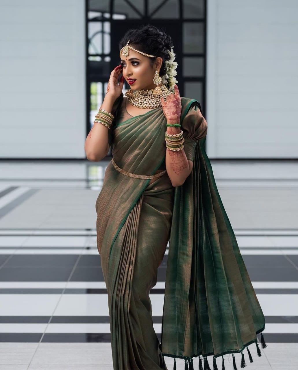 Ephemeral Green Soft Silk Saree With Allure Blouse Piece