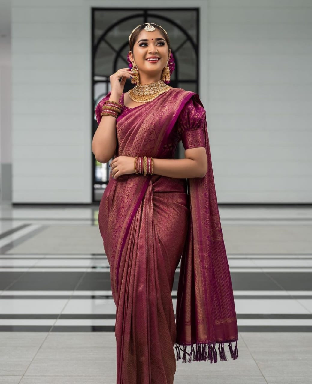 Nebula Purple Soft Silk Saree With Mellifluous Blouse Piece