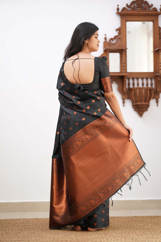 Scintilla Black Soft Silk Saree With Smashing Blouse Piece