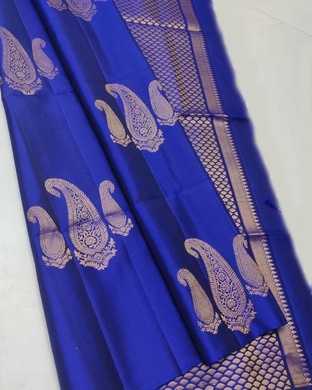 Ailurophile Royal Blue Soft Silk Saree With Eloquence Blouse Piece