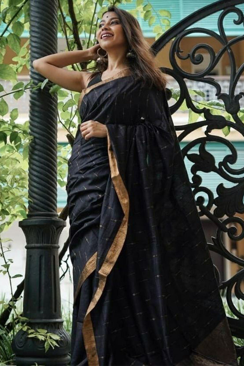 Arresting Black Cotton Silk Saree With Grandiose Blouse Piece