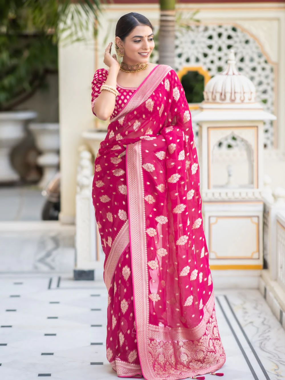 Amazing Dark Pink Soft Banarasi Silk Saree With Murmurous Blouse Piece