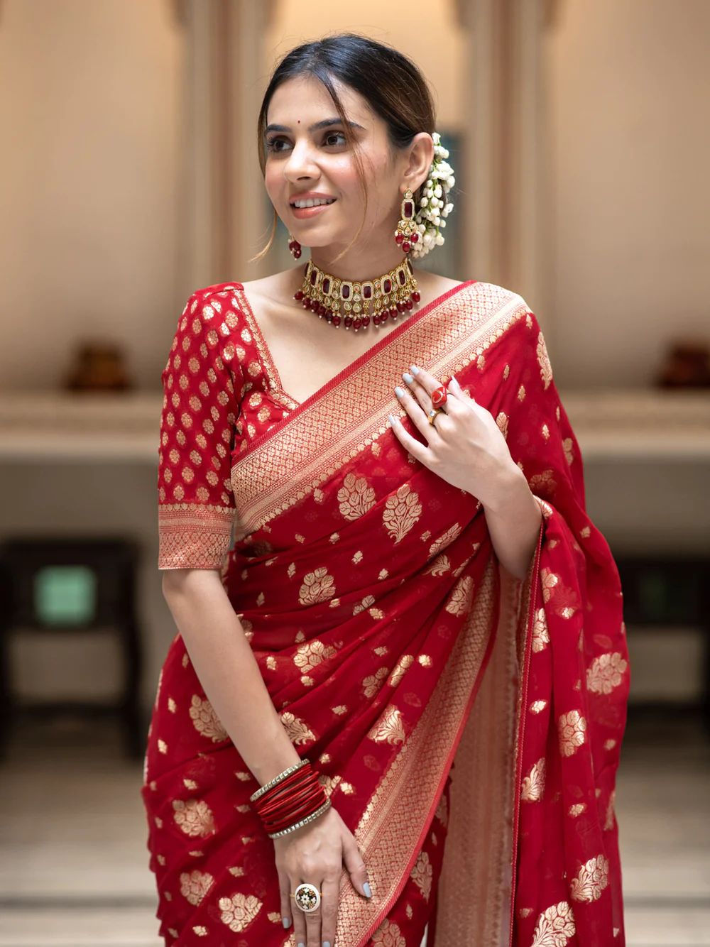 Mesmeric Red Soft Banarasi Silk Saree With Rhapsody Blouse Piece