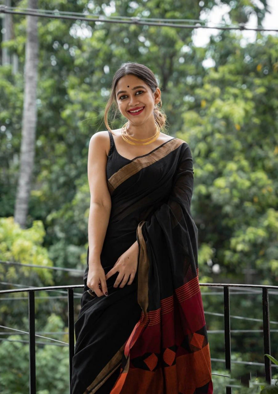 Glittering Black Cotton Silk Saree With Devastating Blouse Piece