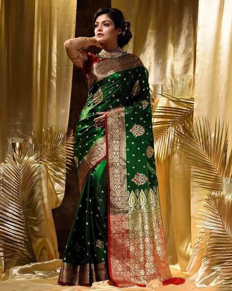 Amiable Dark Green Soft Silk Saree With Woebegone Blouse Piece