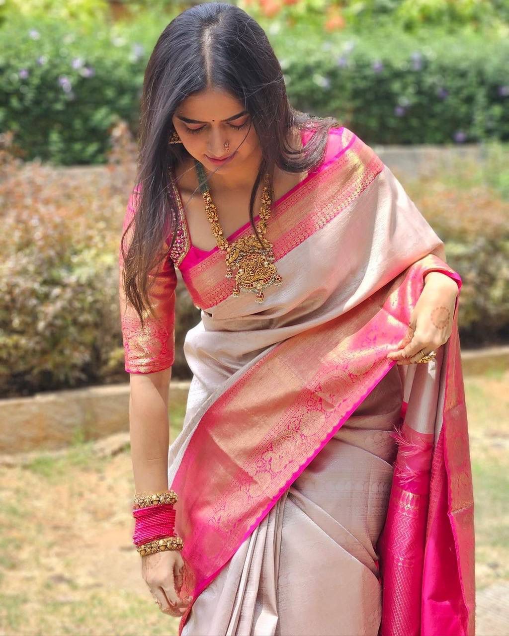 Captivating Beige Soft Banarasi Silk Saree With Refreshing Blouse Piece