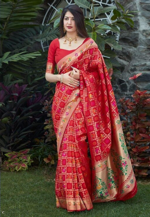 Innovative Red Soft Banarasi Silk Saree With A Blouse Piece