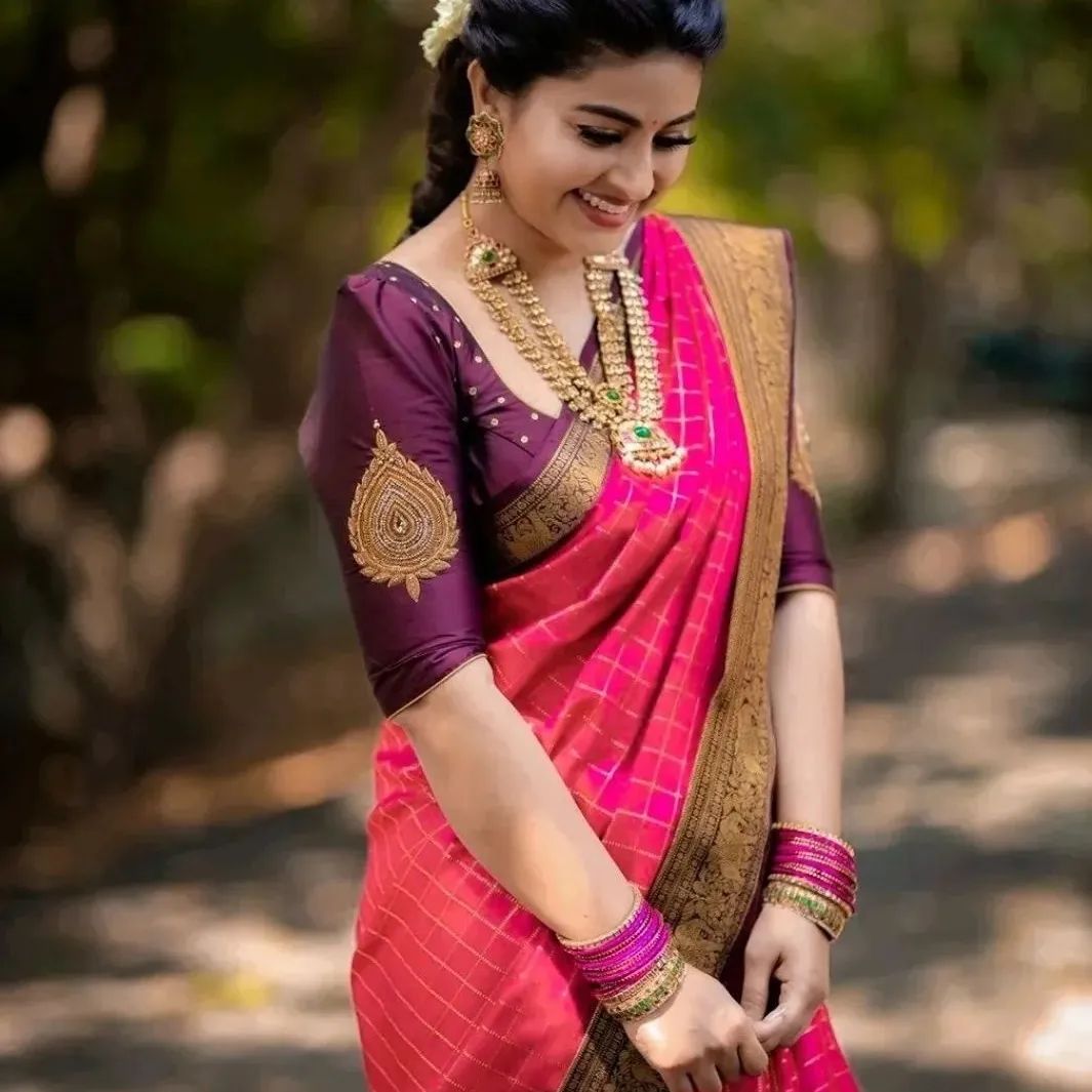 Enamoring Pink Soft Silk Saree With Chatoyant Blouse Piece