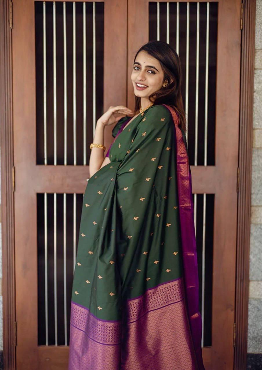 Delightful Green Soft Silk Saree With Beauteous Blouse Piece