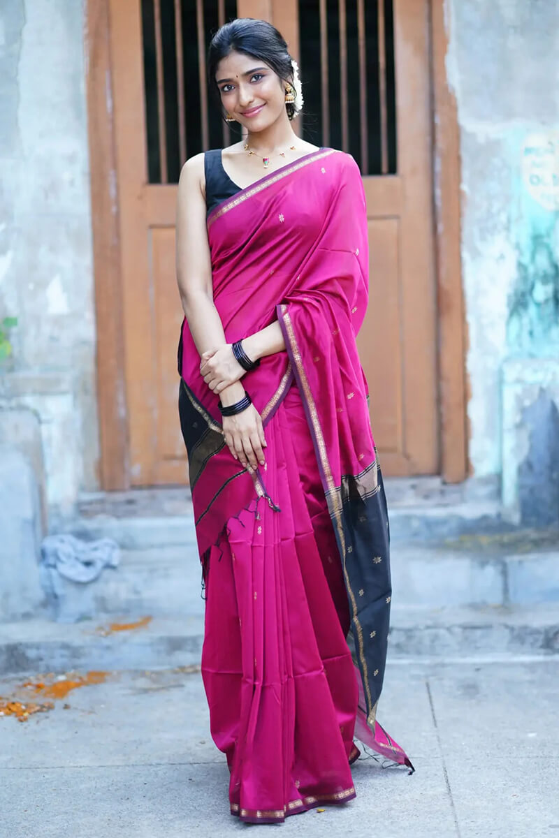 Precious Dark Pink Cotton Silk Saree With Gleaming Blouse Piece